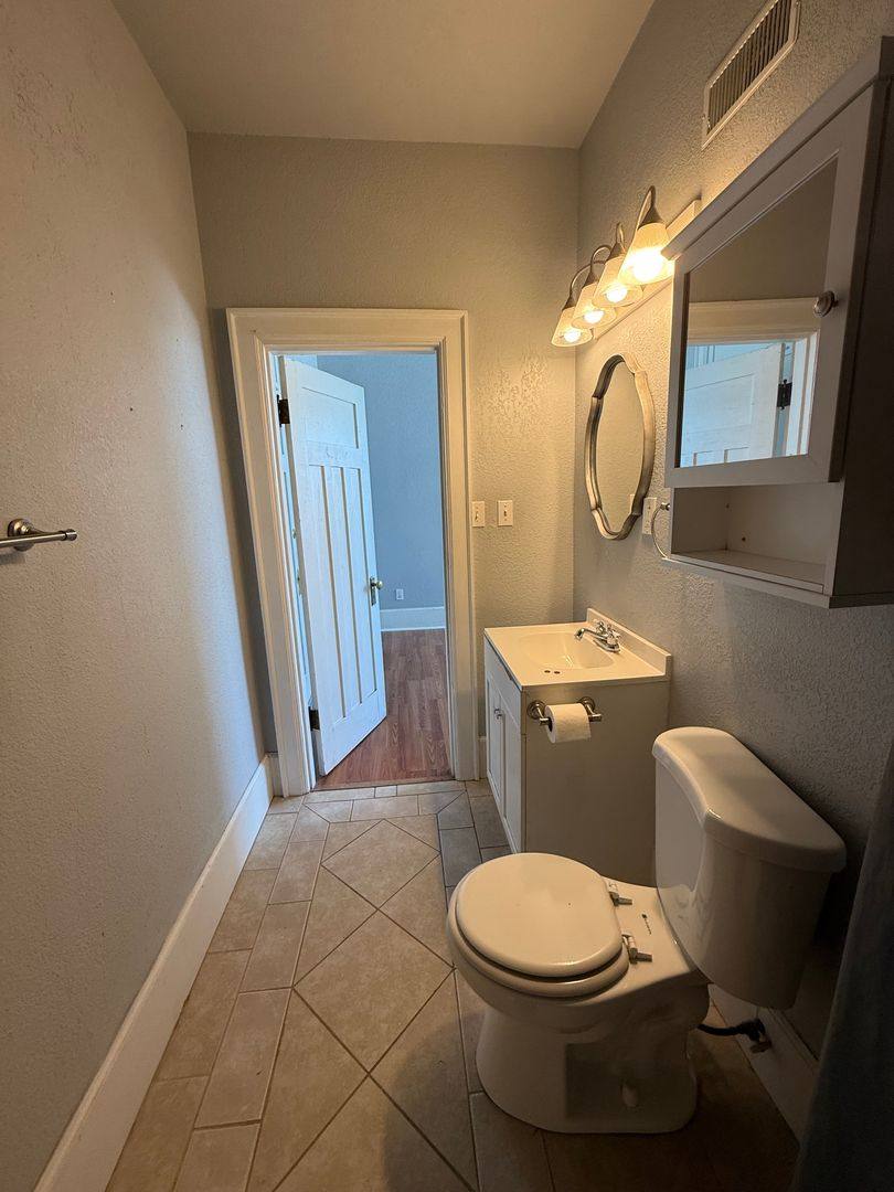 Apartment for rent at 1002 S Montana, Butte, MT 59701