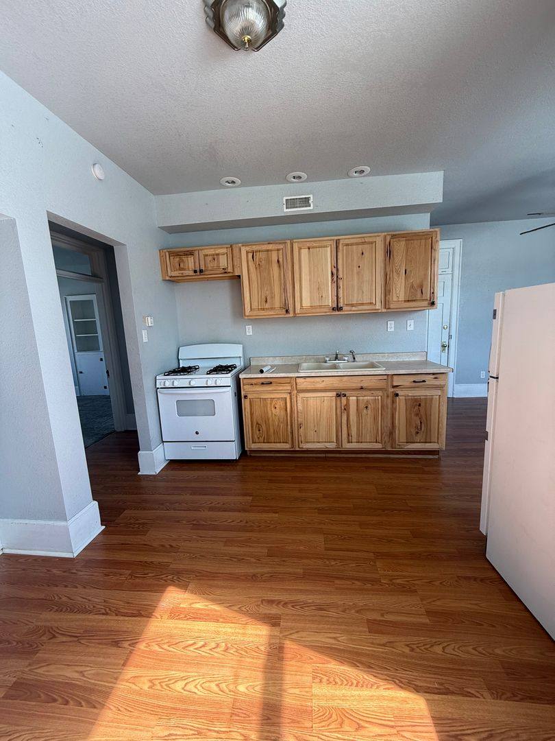 Apartment for rent at 1002 S Montana, Butte, MT 59701