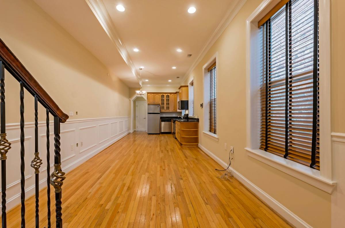 House for rent at 45 R St #NW, Washington, DC 20001