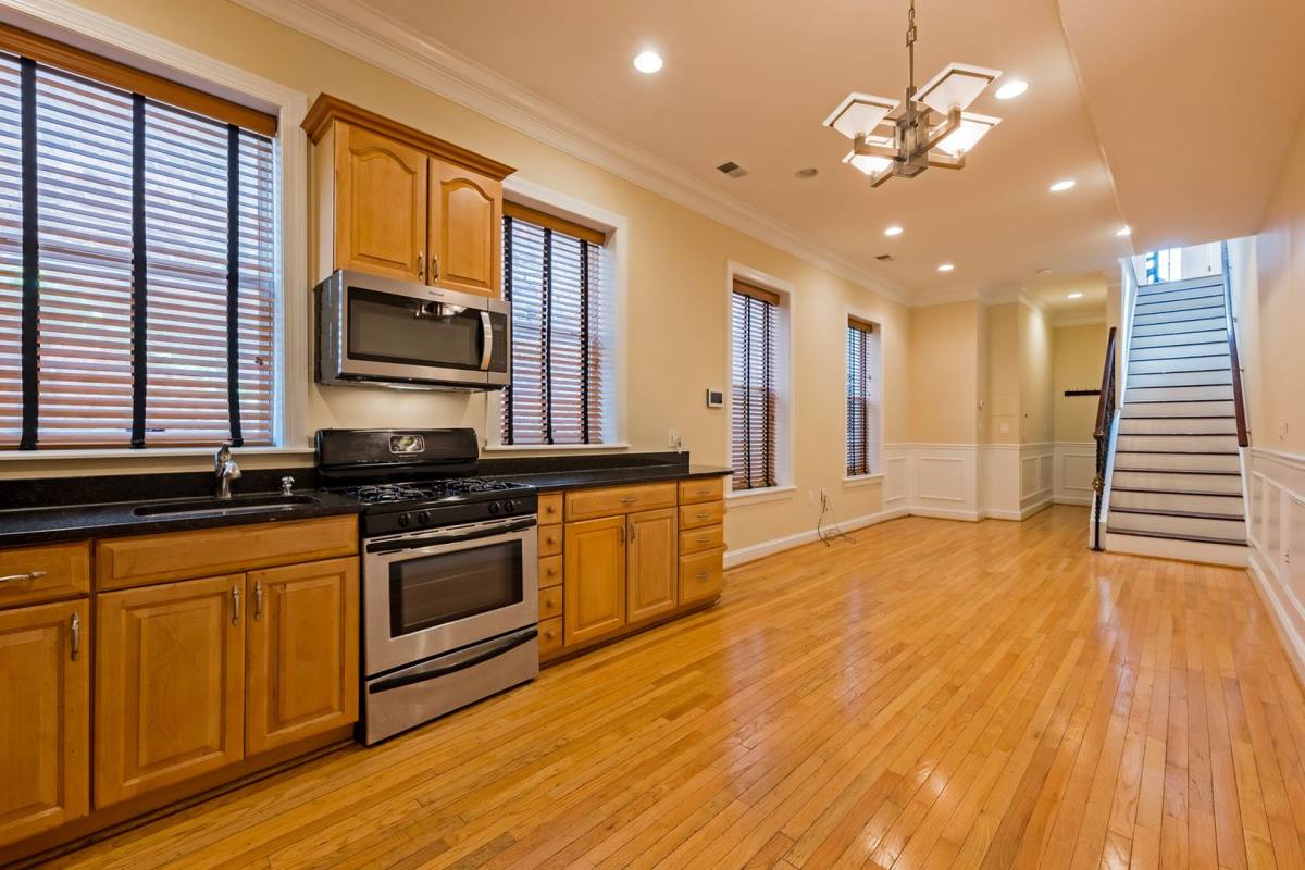 House for rent at 45 R St #NW, Washington, DC 20001