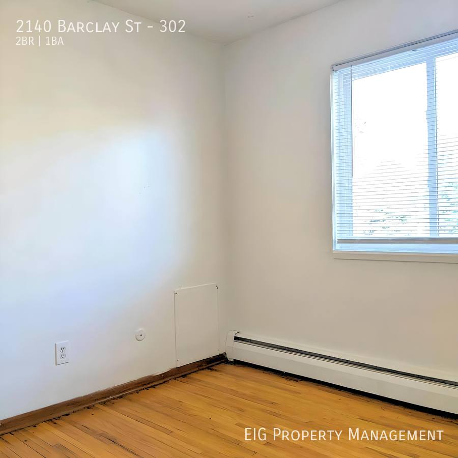Apartment for rent at 2140 Barclay St #302, Saint Paul, MN 55109