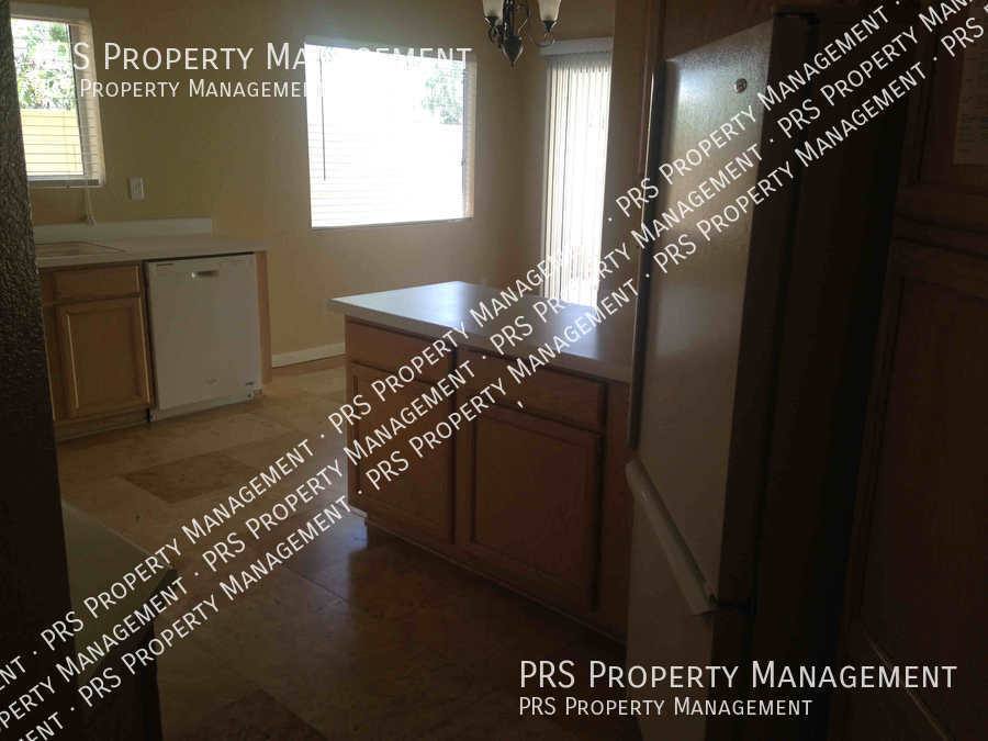 House for rent at 629 S Oak St, Gilbert, AZ 85233