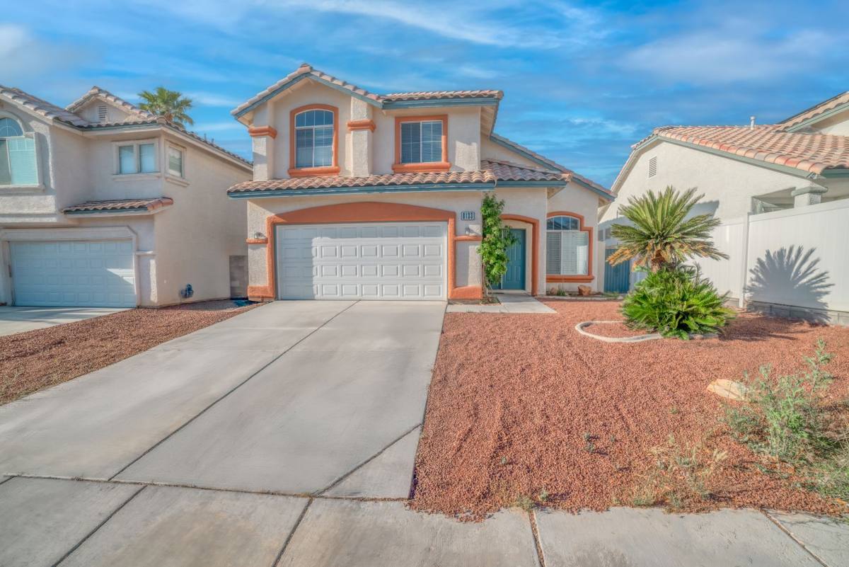 House for rent at 8133 Kentshire Dr, Las Vegas, NV 89117