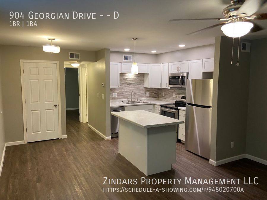 Apartment for rent at 904 Georgian Dr #D, Danville, IL 61832