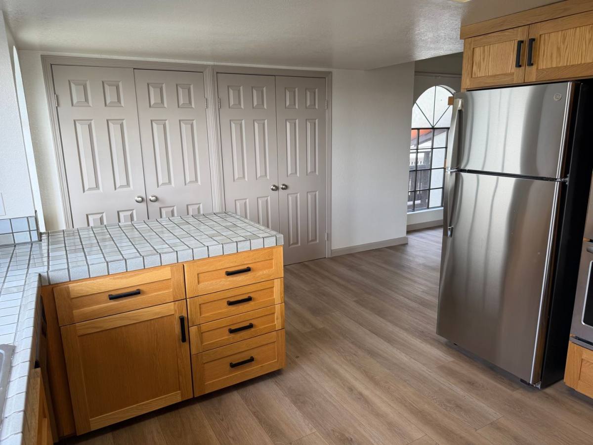 Townhouse for rent at 4032 Ampudia St, San Diego, CA 92110