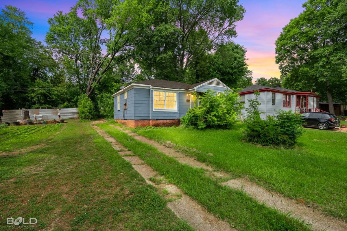 House for rent at 3612 Michigan Blvd, Shreveport, LA 71109