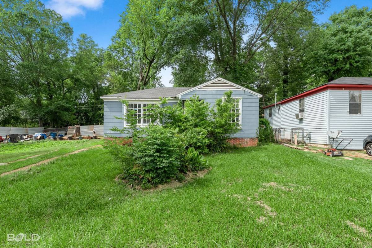 House for rent at 3612 Michigan Blvd, Shreveport, LA 71109