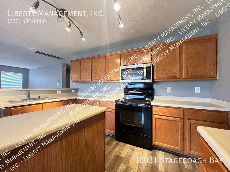 House for rent at 10031 Stagecoach Bay, San Antonio, TX 78254