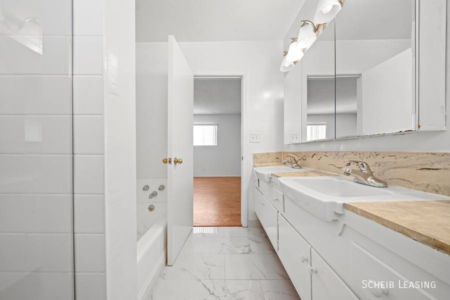 Apartment for rent at 221 S Reeves Dr #204, Beverly Hills, CA 90212