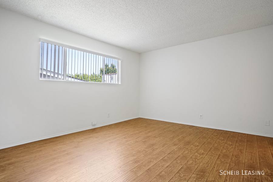 Apartment for rent at 221 S Reeves Dr #204, Beverly Hills, CA 90212