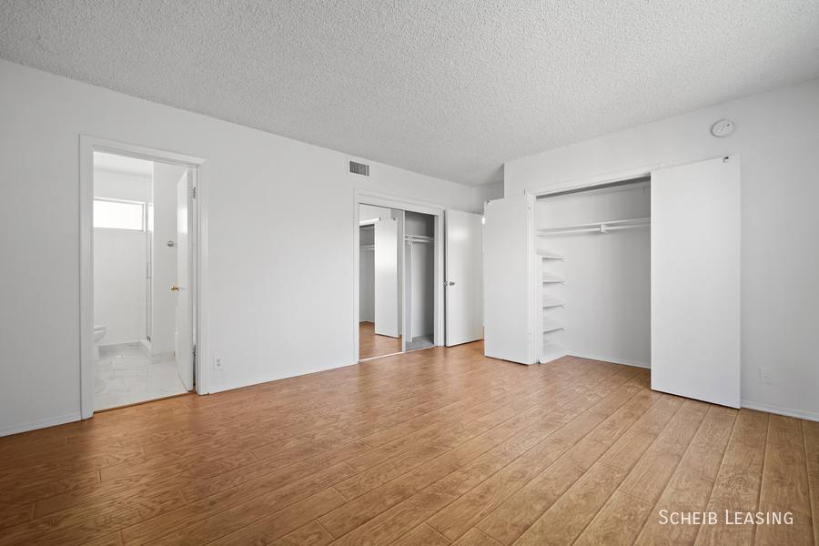 Apartment for rent at 221 S Reeves Dr #204, Beverly Hills, CA 90212