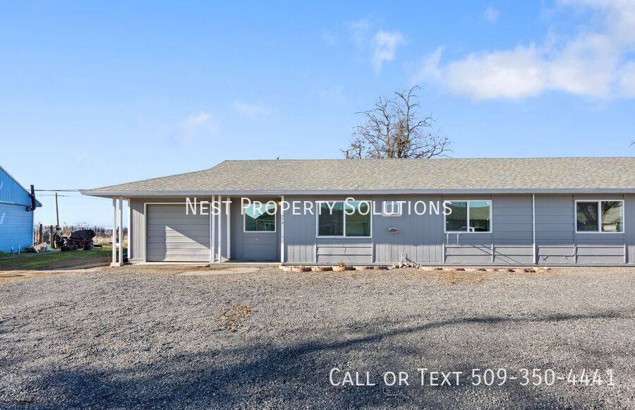 Apartment for rent at 1314 1316 Pershing Rd, Moses Lake, WA 98837
