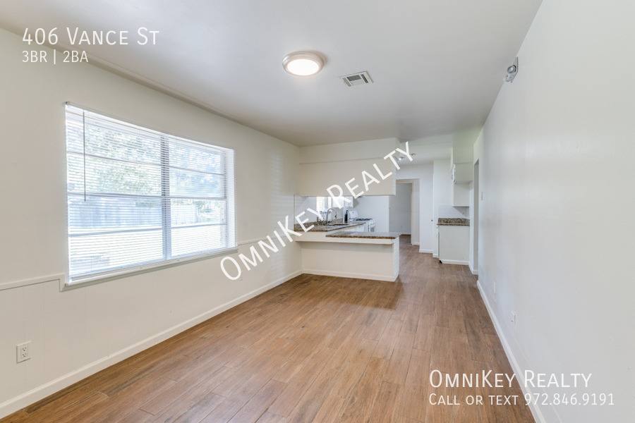 House for rent at 406 Vance St, League City, TX 77573