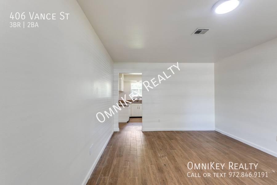House for rent at 406 Vance St, League City, TX 77573