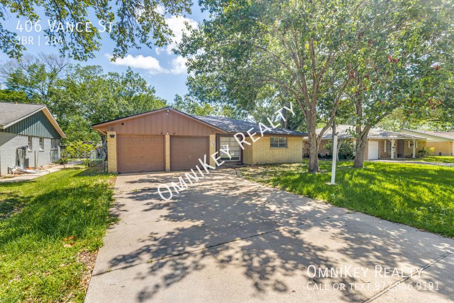 House for rent at 406 Vance St, League City, TX 77573