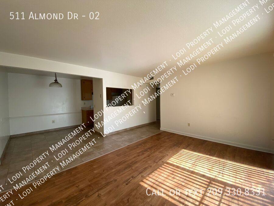 Apartment for rent at 511 Almond Dr #2, Lodi, CA 95240