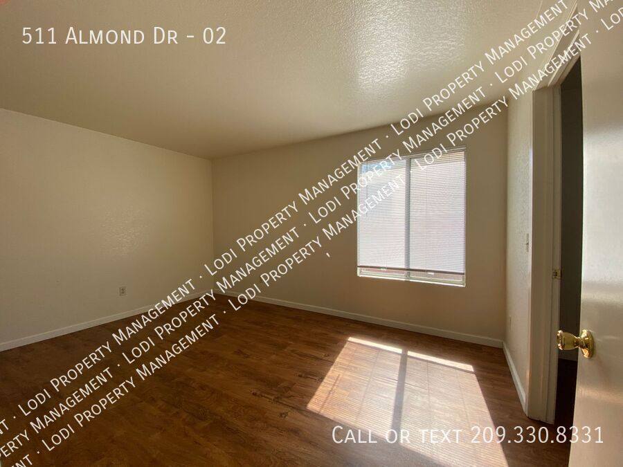 Apartment for rent at 511 Almond Dr #2, Lodi, CA 95240