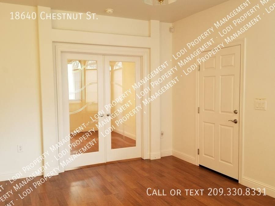 Apartment for rent at 18640 Chestnut St, Woodbridge, CA 95258
