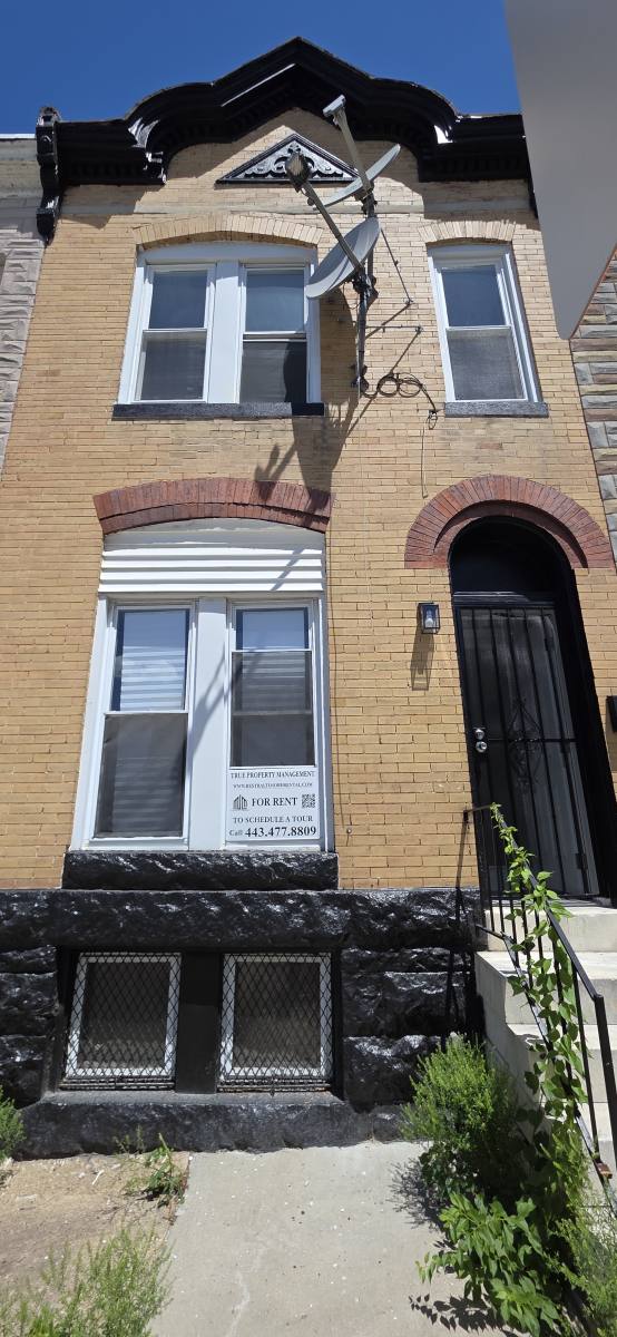 Townhouse for rent at 1946 Harlem Ave, Baltimore, MD 21217