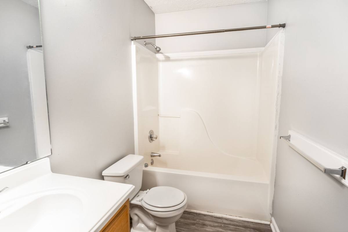Apartment for rent at 157 & 167 Nisbet Lake Rd, Jacksonville, AL 36265