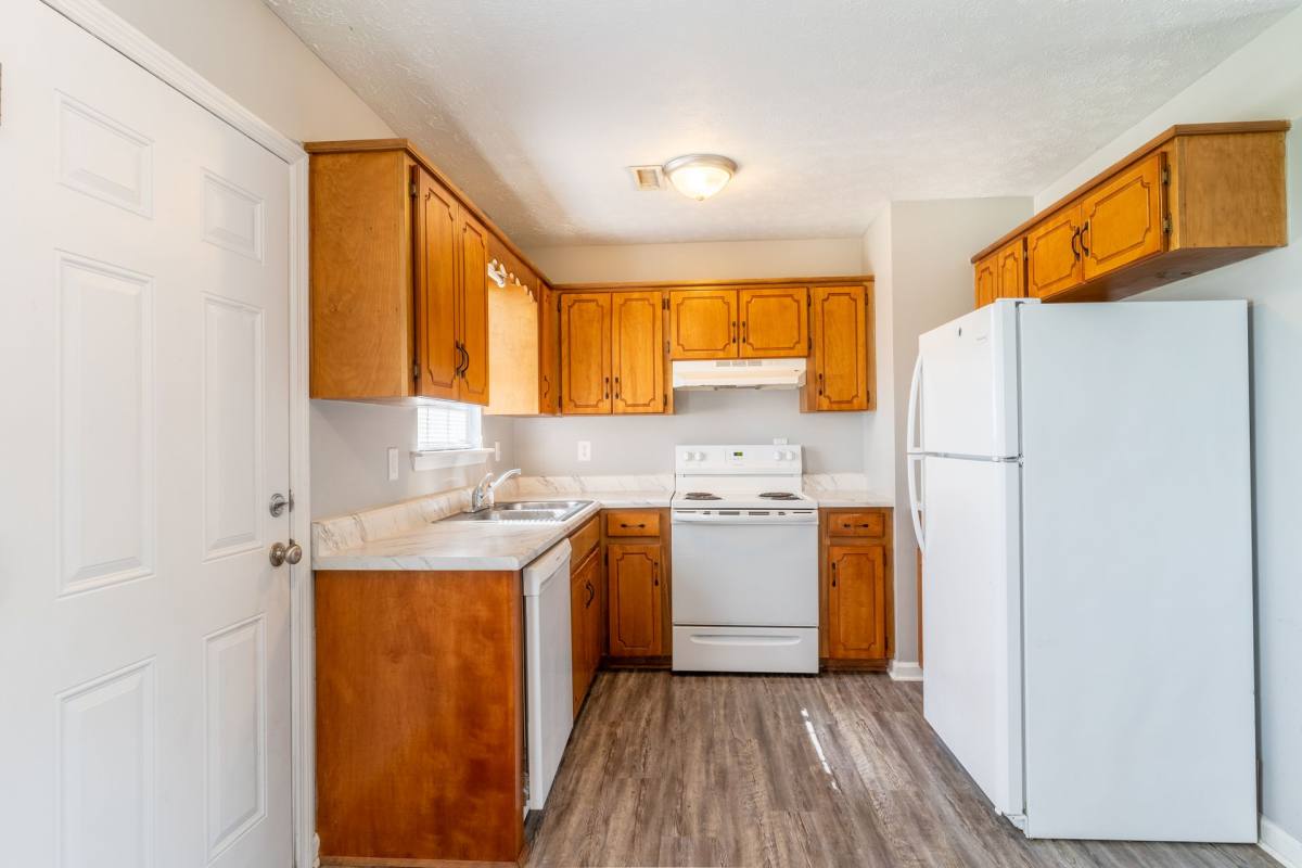 Apartment for rent at 157 & 167 Nisbet Lake Rd, Jacksonville, AL 36265