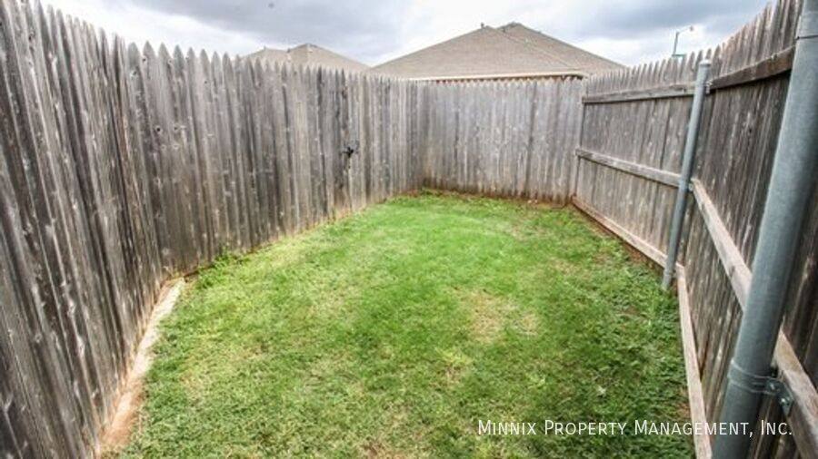 Apartment for rent at 912 N Bangor Ave Fs #B, Lubbock, TX 79416