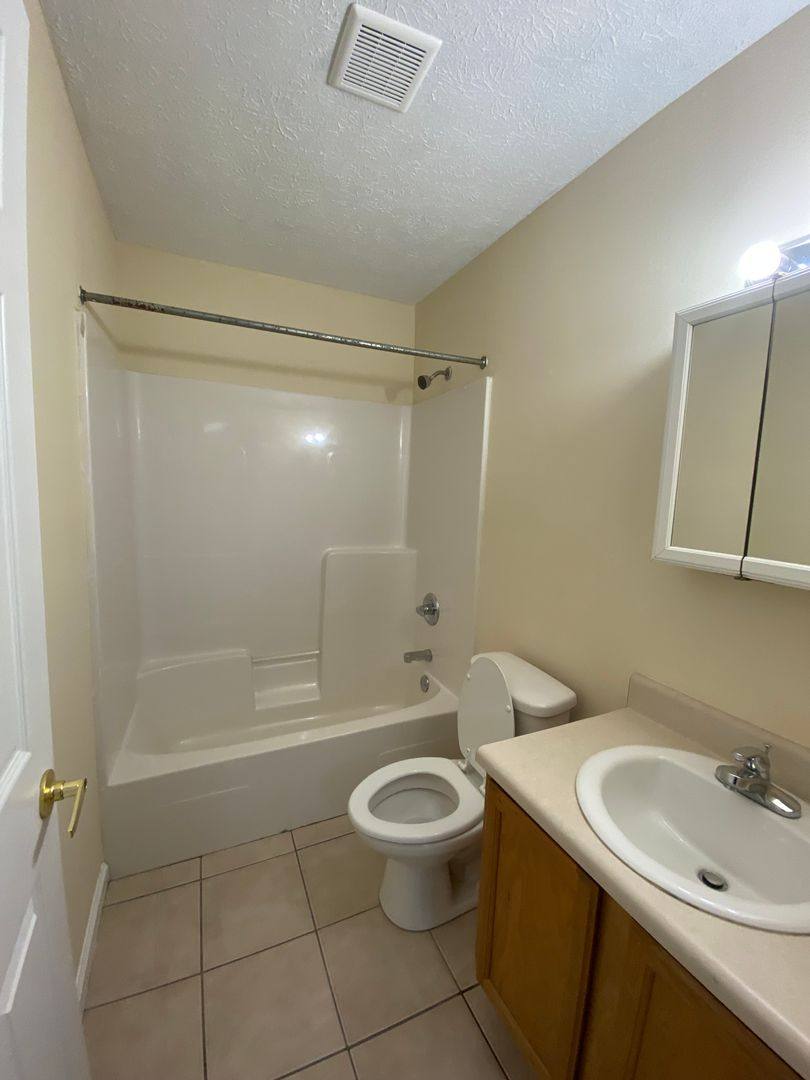 Townhouse for rent at 2216 Anne Ave, Panama City, FL 32408