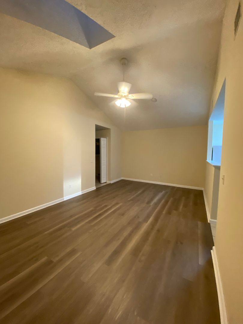 Townhouse for rent at 2216 Anne Ave, Panama City, FL 32408
