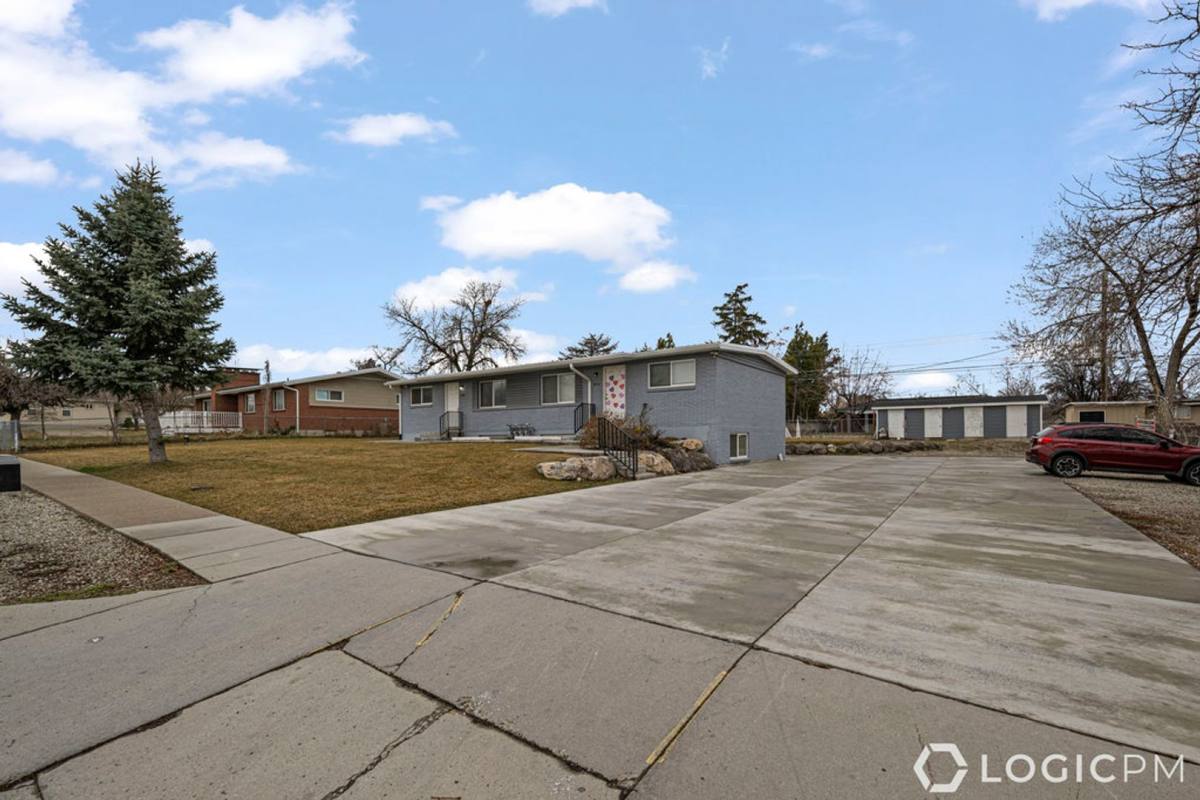 Apartment for rent at 4218 S 4800 W, West Valley City, UT 84120
