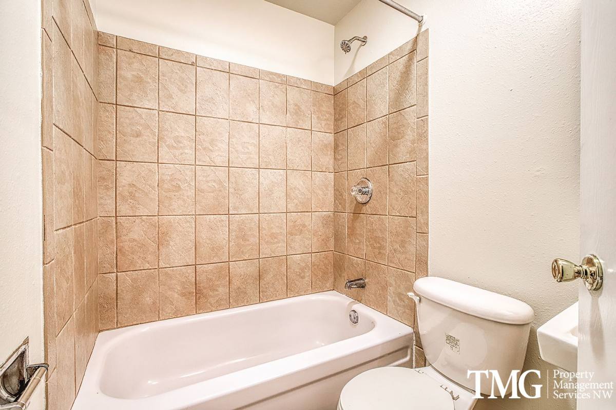 Apartment for rent at 3310-3330 SW Beaverton Hillsdale Highway, Portland, OR 97239