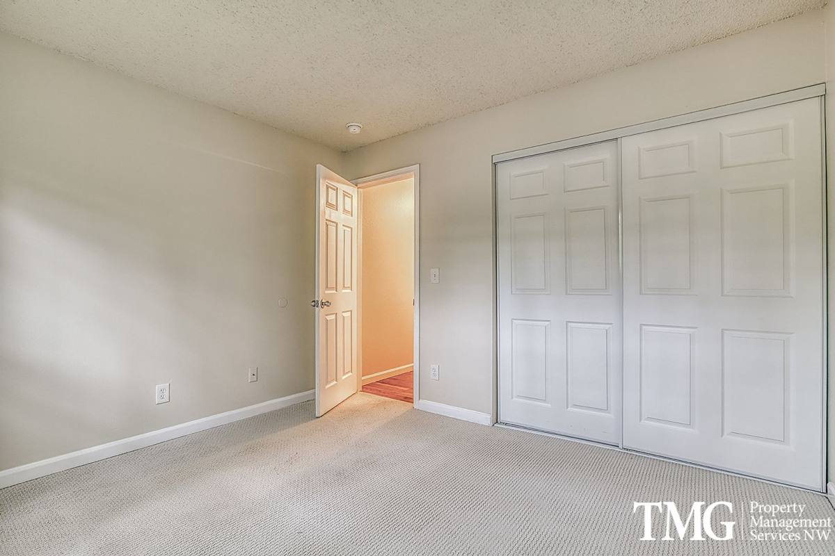 Apartment for rent at 3310-3330 SW Beaverton Hillsdale Highway, Portland, OR 97239