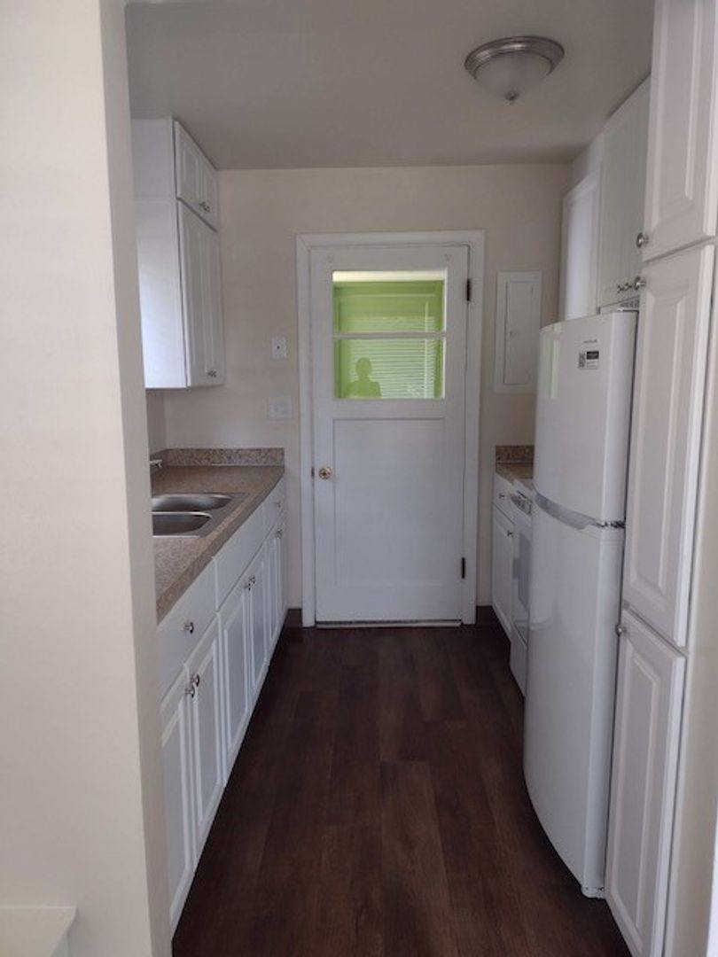 House for rent at 150 N Holly Ave, Stayton, OR 97383