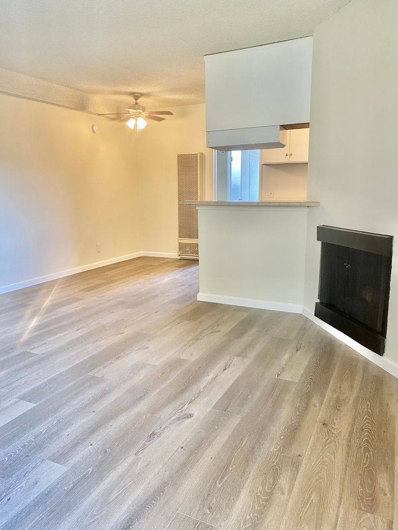 Apartment for rent at 18520 Prairie St, Northridge, CA 91324