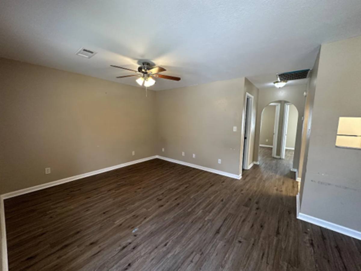 Apartment for rent at 816 Link Rd, Lake Charles, LA 70607