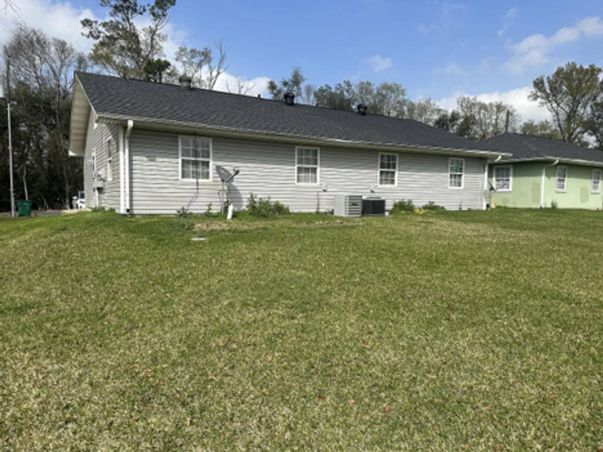 Apartment for rent at 816 Link Rd, Lake Charles, LA 70607