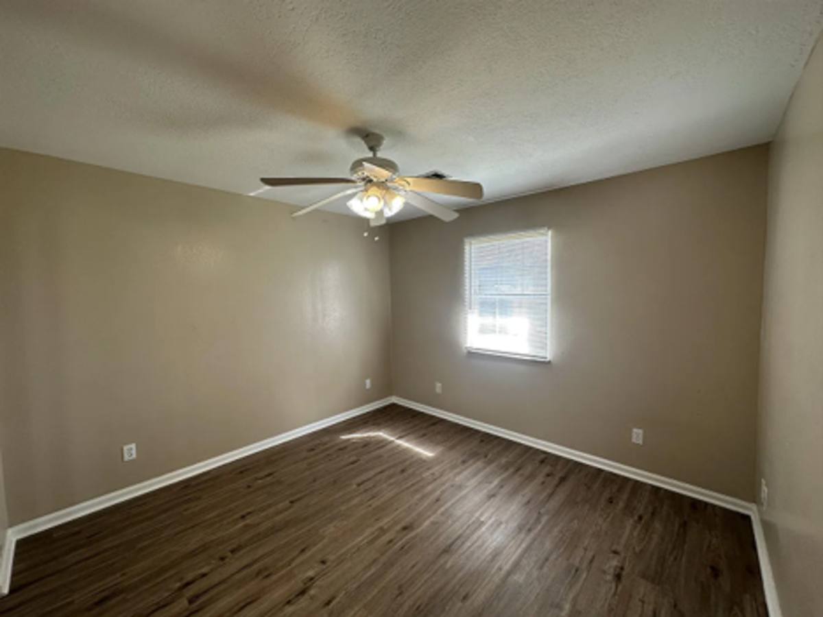 Apartment for rent at 816 Link Rd, Lake Charles, LA 70607