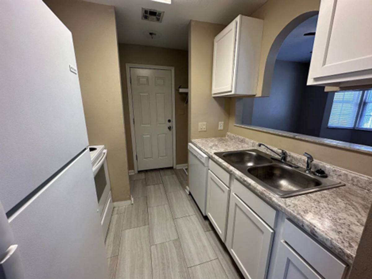 Apartment for rent at 816 Link Rd, Lake Charles, LA 70607