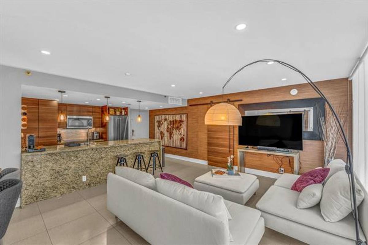 Condo for rent at 7601 E Treasure Dr, Miami Beach, FL 33141