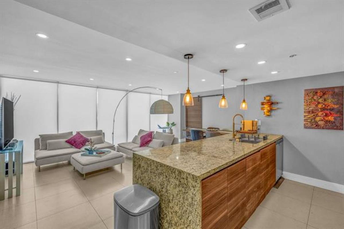 Condo for rent at 7601 E Treasure Dr, Miami Beach, FL 33141