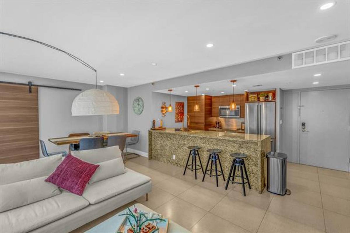 Condo for rent at 7601 E Treasure Dr, Miami Beach, FL 33141