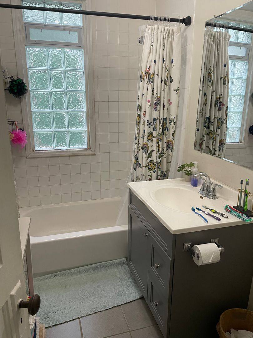 Townhouse for rent at 2627 N Bartlett Ave, Milwaukee, WI 53211