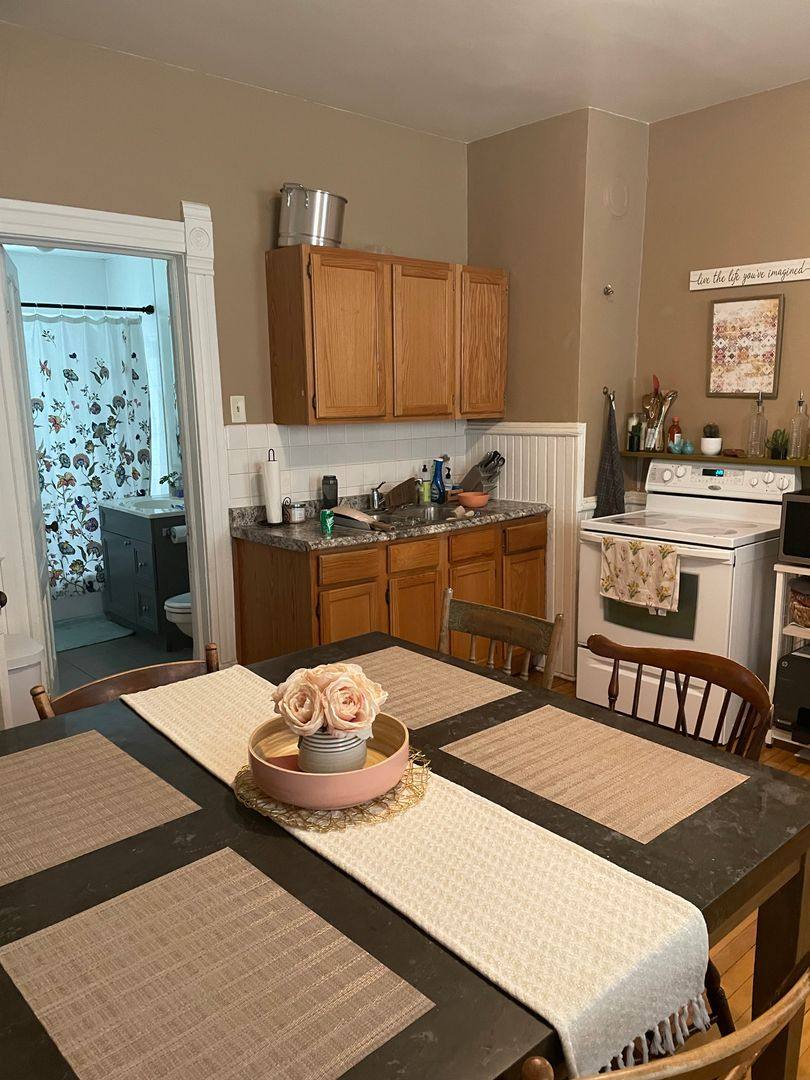 Townhouse for rent at 2627 N Bartlett Ave, Milwaukee, WI 53211