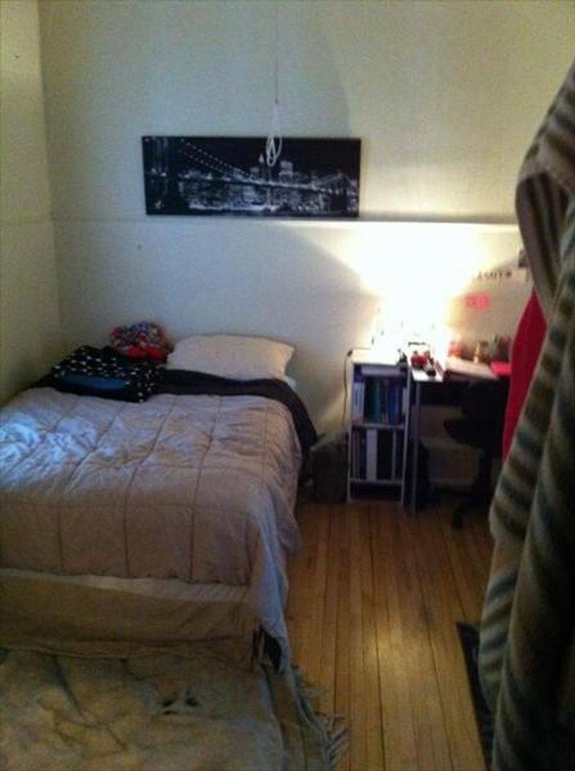 Townhouse for rent at 2629 N Bartlett Ave, Milwaukee, WI 53211