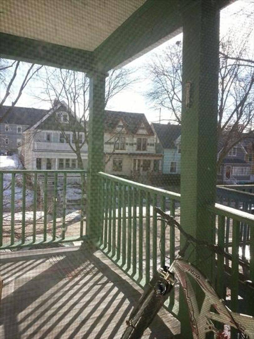 Townhouse for rent at 2629 N Bartlett Ave, Milwaukee, WI 53211