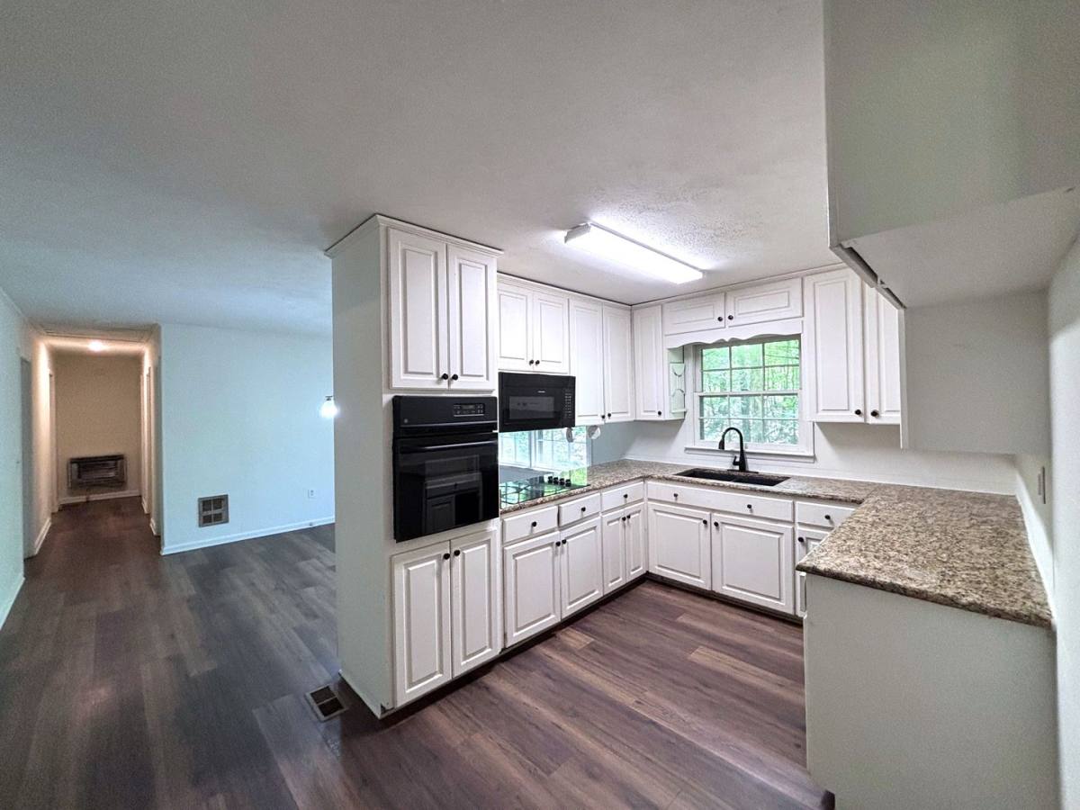 House for rent at 3545 Gilleland Extension, Gainesville, GA 30507