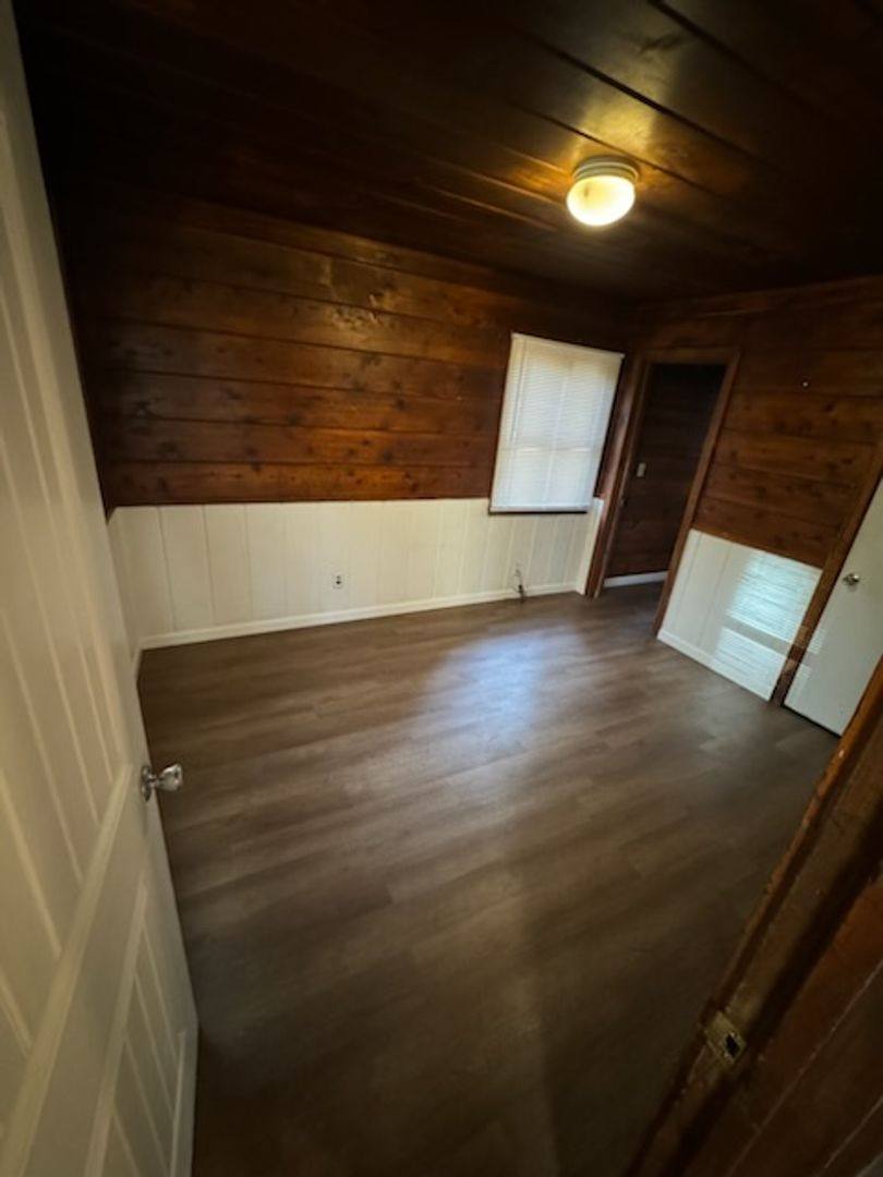 Apartment for rent at 1217, 1231, 1233, 1235 Ski Run Blvd, South Lake Tahoe, CA 96150