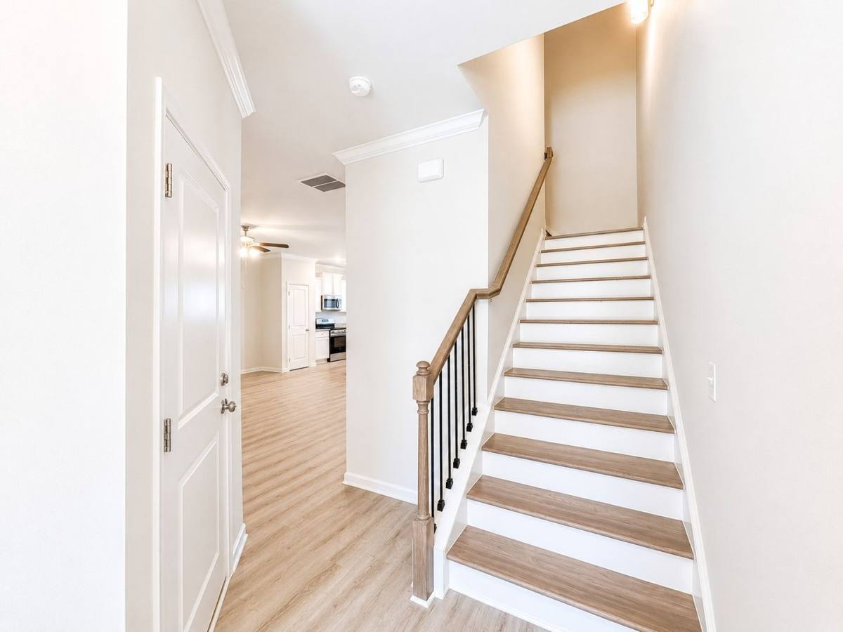 Townhouse for rent at 208-A Harvest Ridge Lane, Cornelia, GA 30531