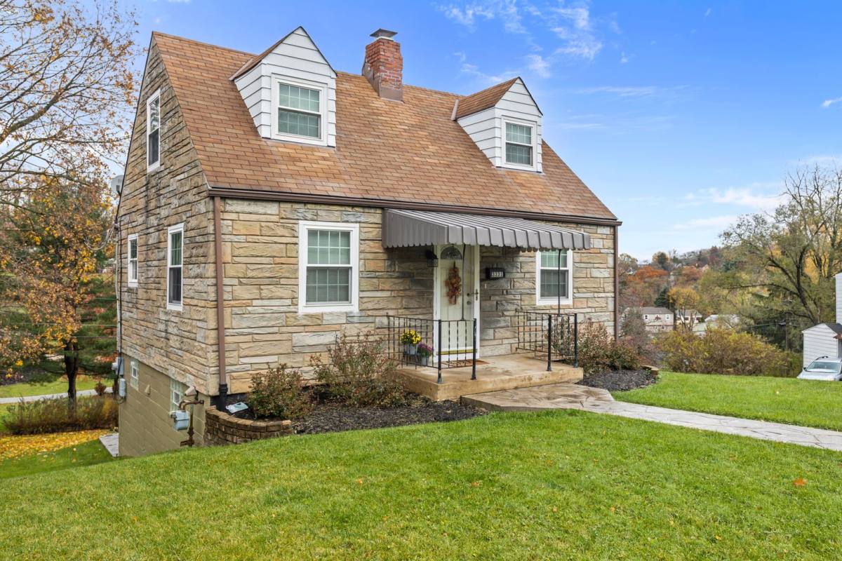 House for rent at 3331 Wallace Dr, Pittsburgh, PA 15227