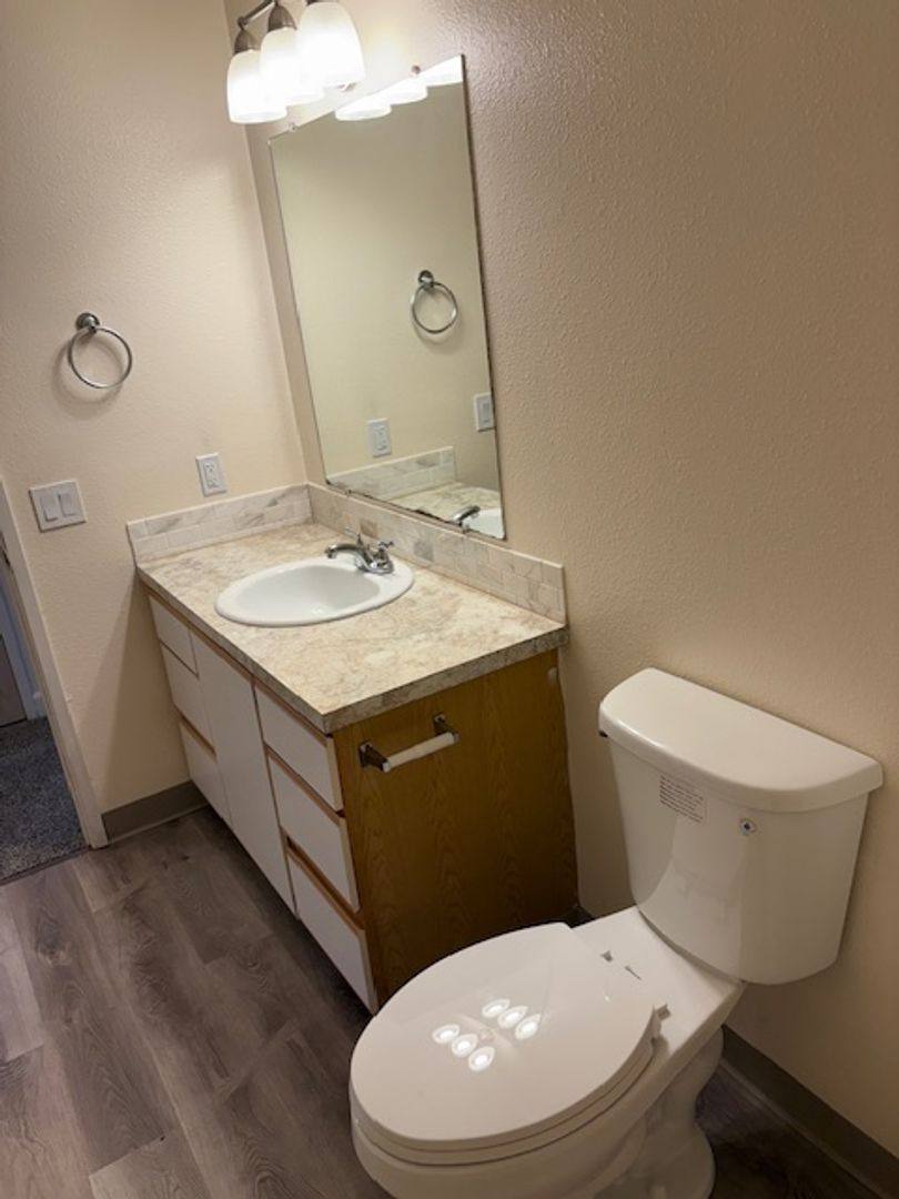 Apartment for rent at 50 NE 1st St, Warrenton, OR 97146