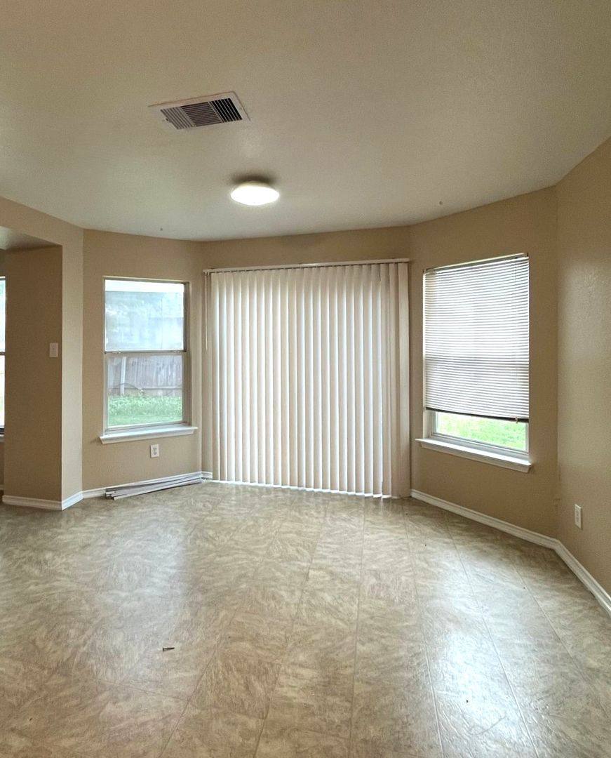 House for rent at 9 Sulfur Canyon, San Antonio, TX 78247